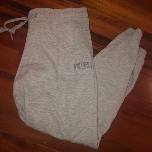 V.S. Joggers